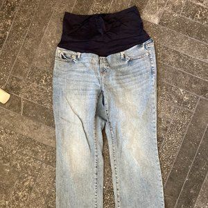 GAP maternity jeans, size 30R - NEW